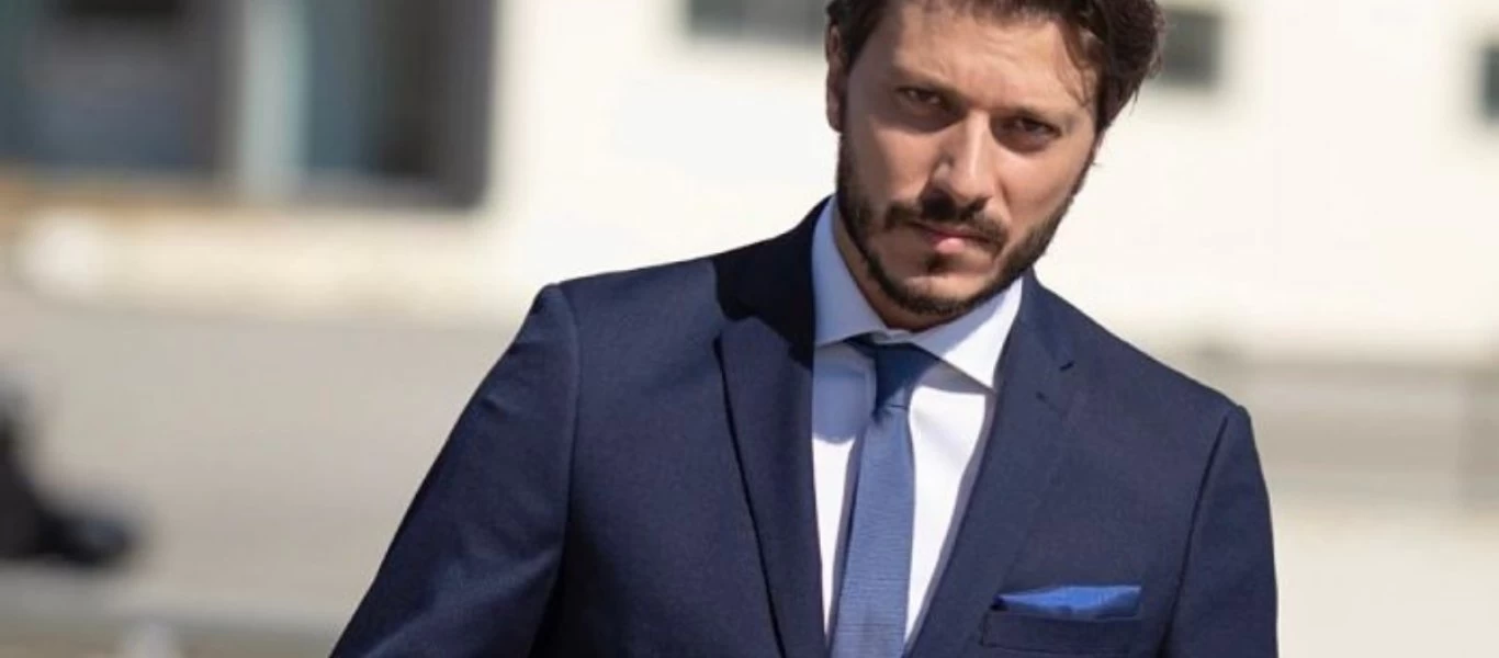 Χάρης Συντζάκης: Θα είναι αυτός ο νέος Bachelor; (βίντεο)